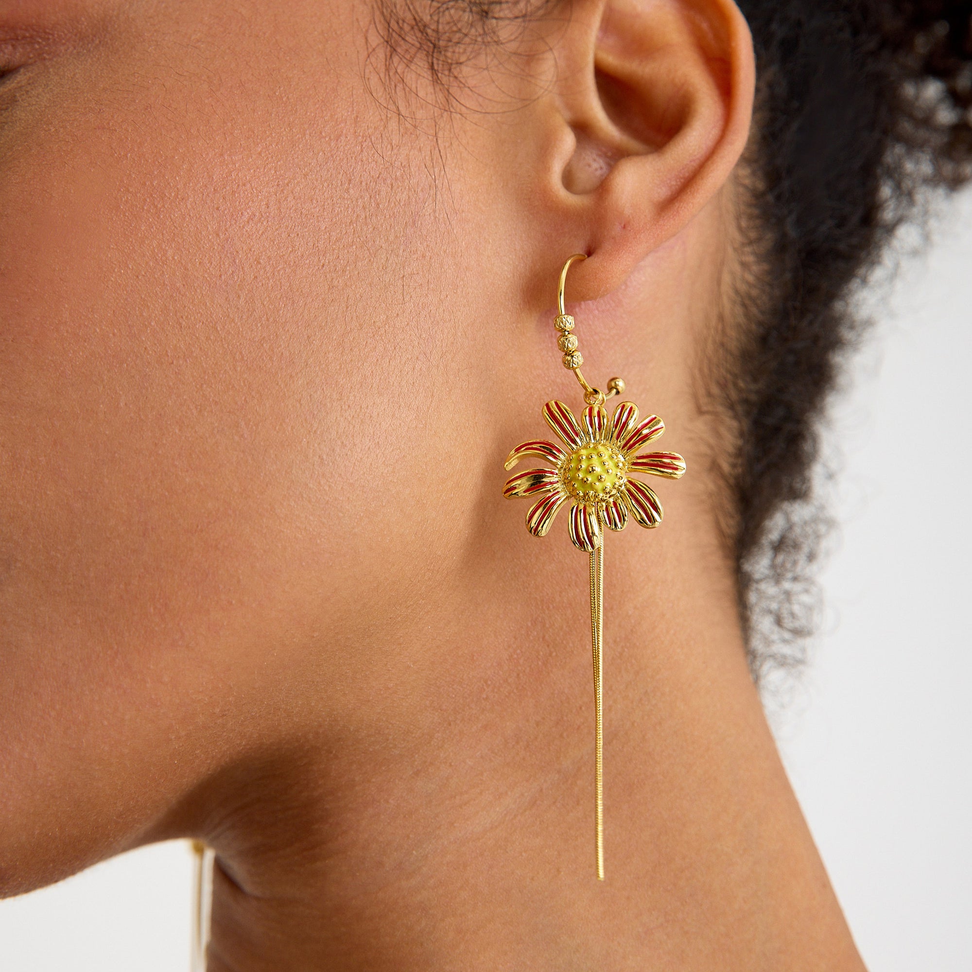 Golden Daisy Küpe
